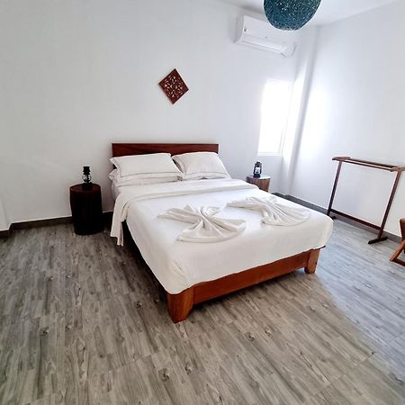 Lea Spa Hotel Maafushi Bagian luar foto