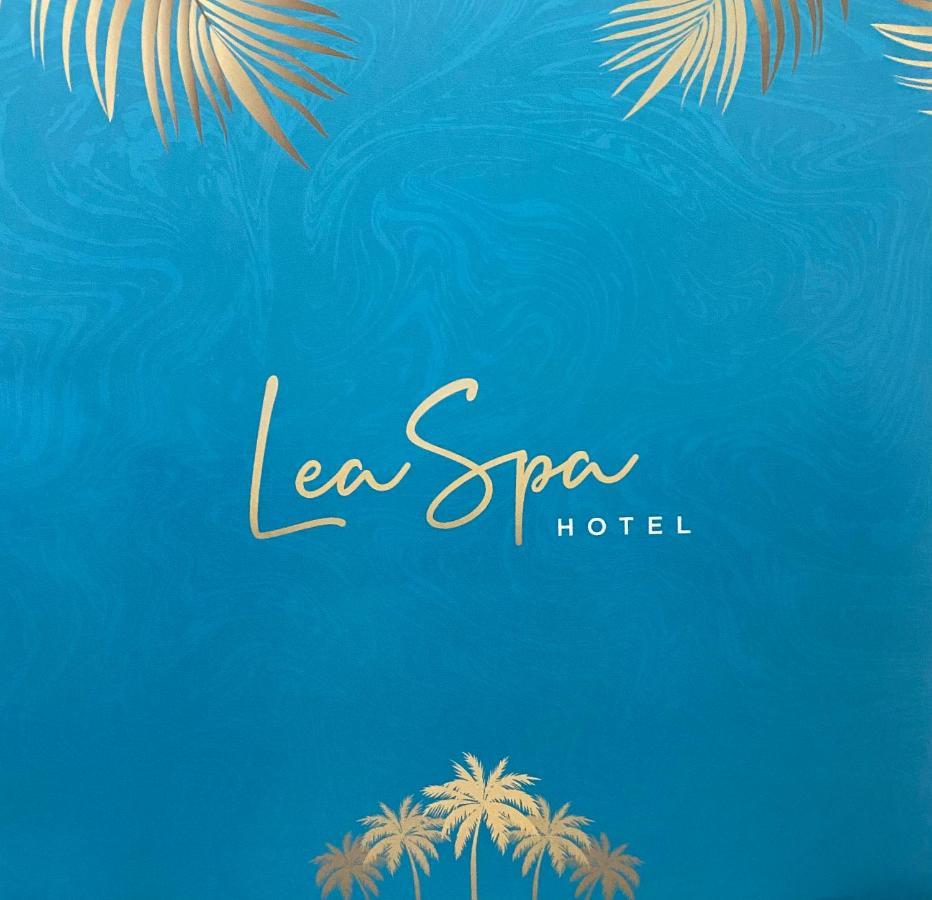 Lea Spa Hotel Maafushi Bagian luar foto