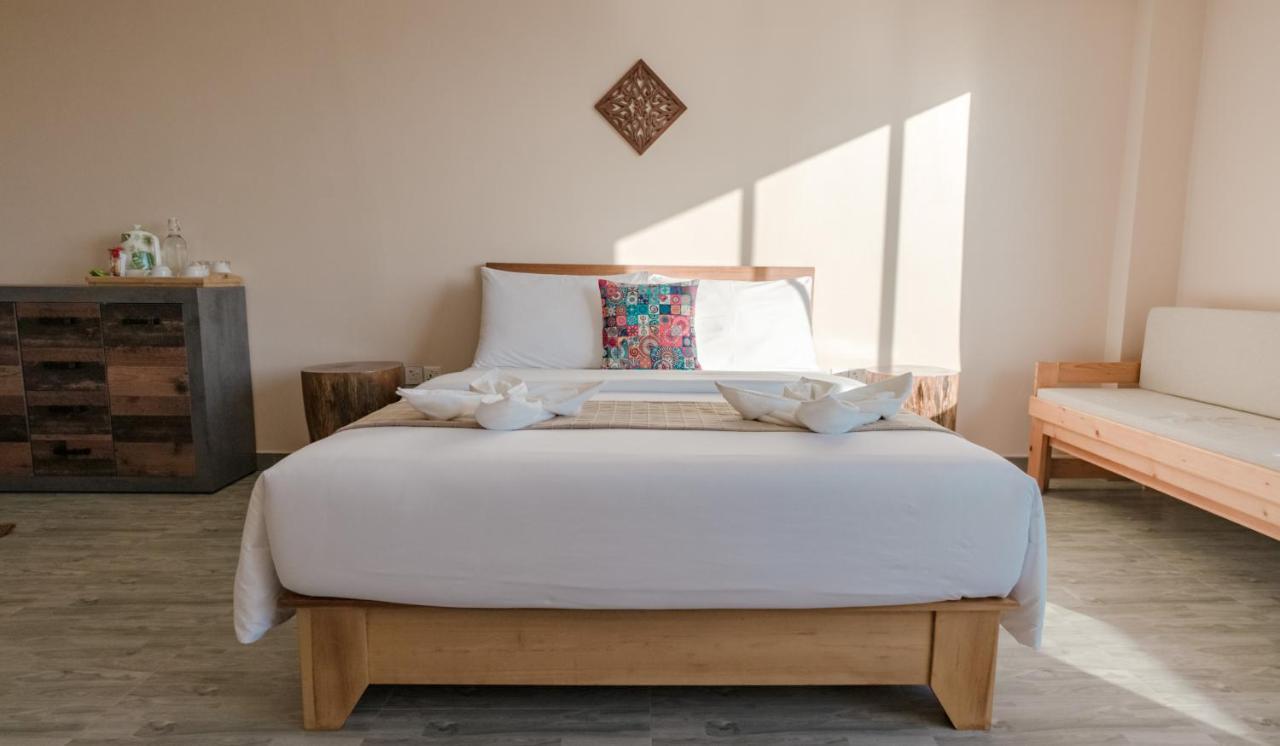 Lea Spa Hotel Maafushi Bagian luar foto