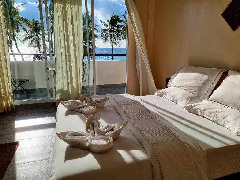 Lea Spa Hotel Maafushi Bagian luar foto