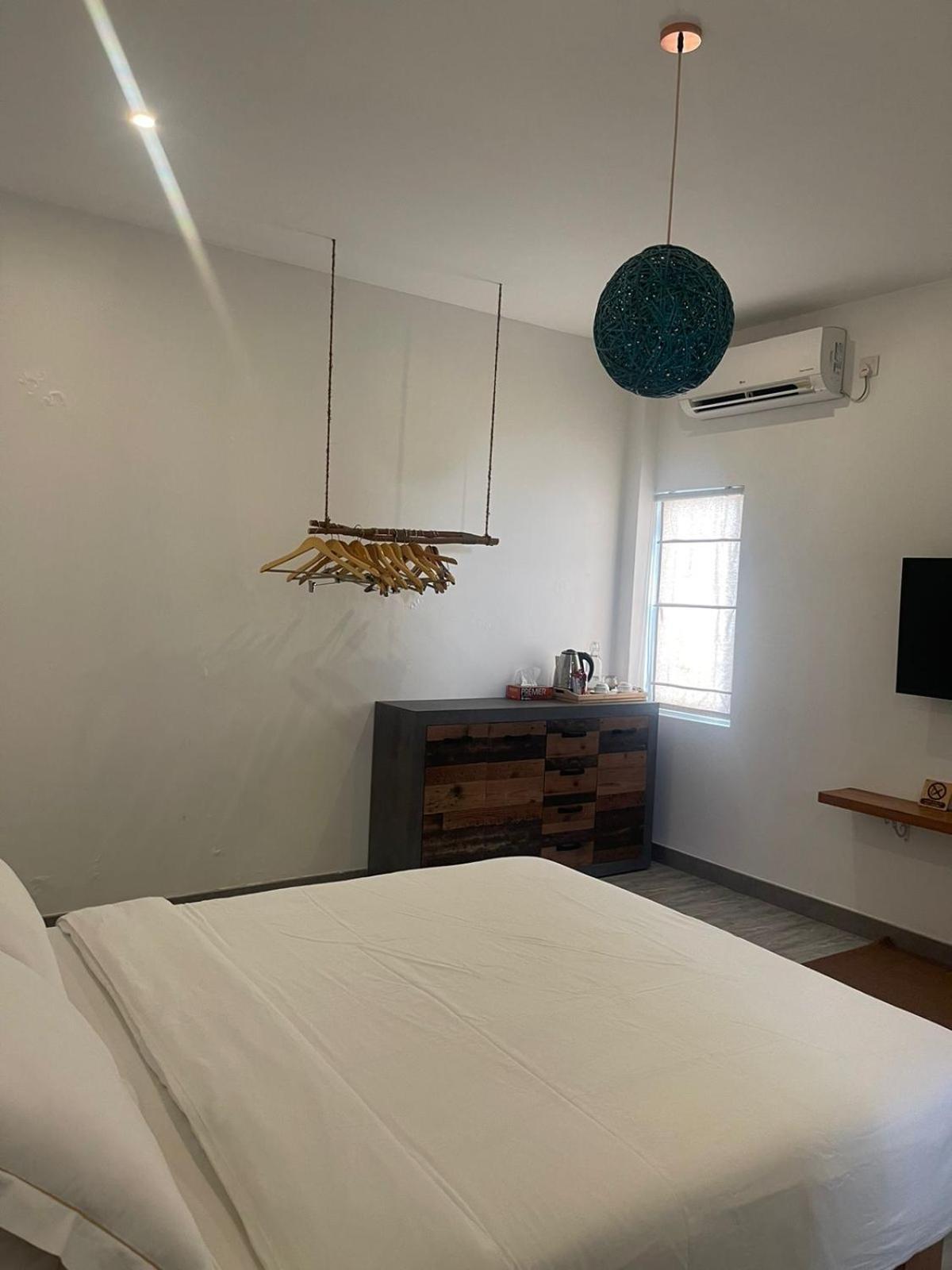 Lea Spa Hotel Maafushi Bagian luar foto